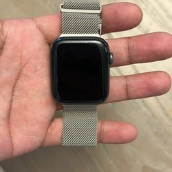 Apple Watch SE 40 mm