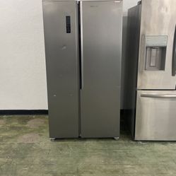 Frigidaire Side By Side Refrigerator 7KV