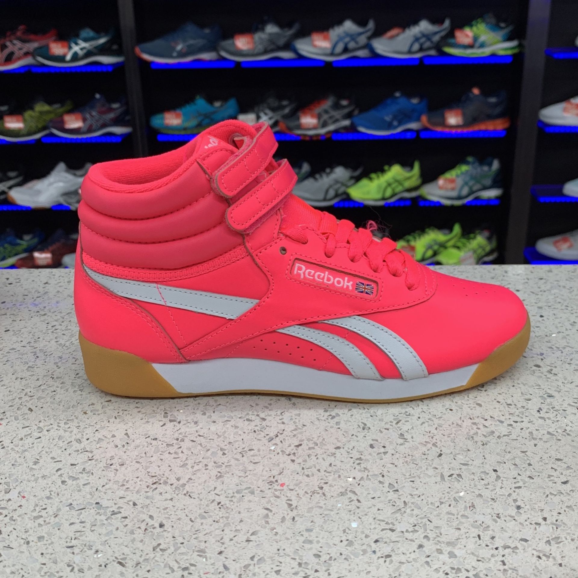 Reebok Womens 6,6.5,7,7.5,9,9.5