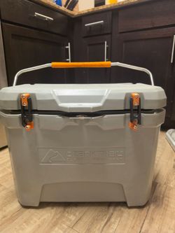 Ozark Trail 26-Quart High Performance Hard-Sided Cooler – Gray
