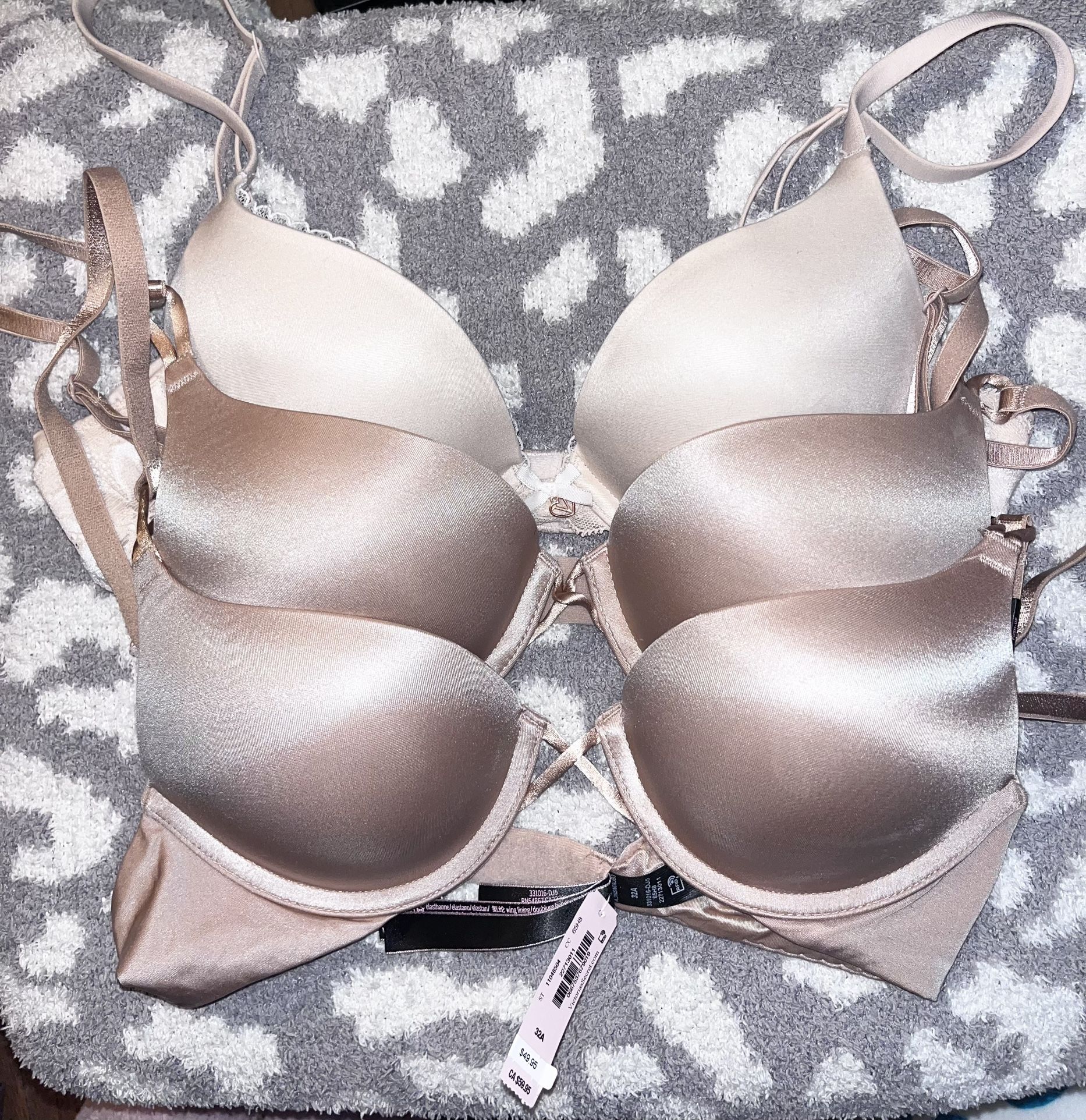 Size 34B Victorias. Secret Bras Brand New