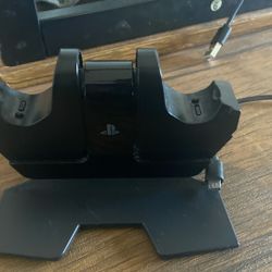 Strike Pack And Charging Dock For PS4 Only