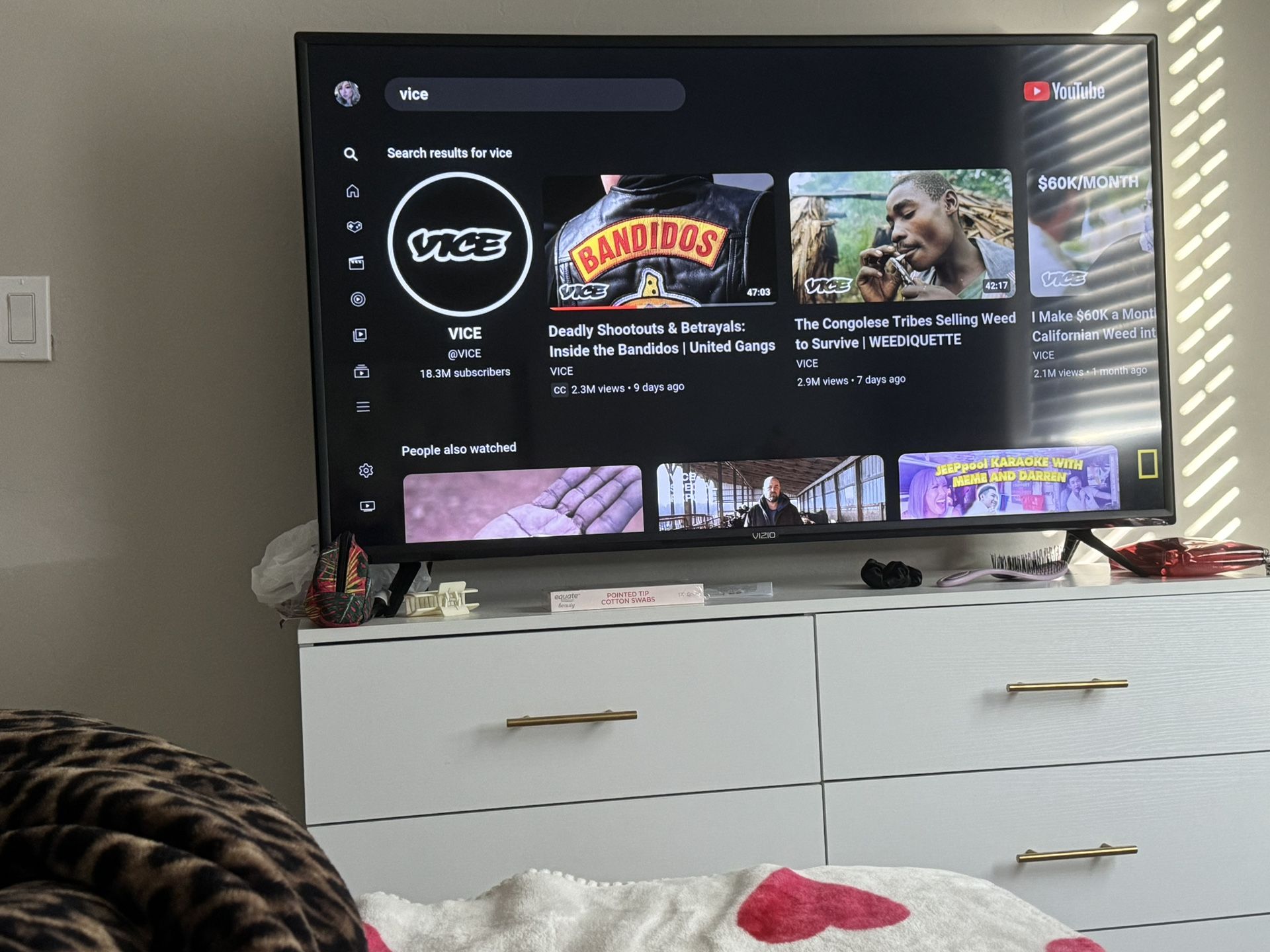 55 inch Tv