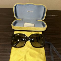 Gucci Oversized Square Sunglasses 