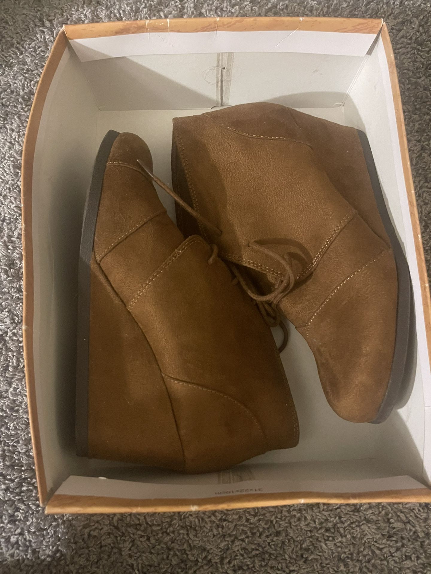 UNR8ED Brand Women's Wedge Boots