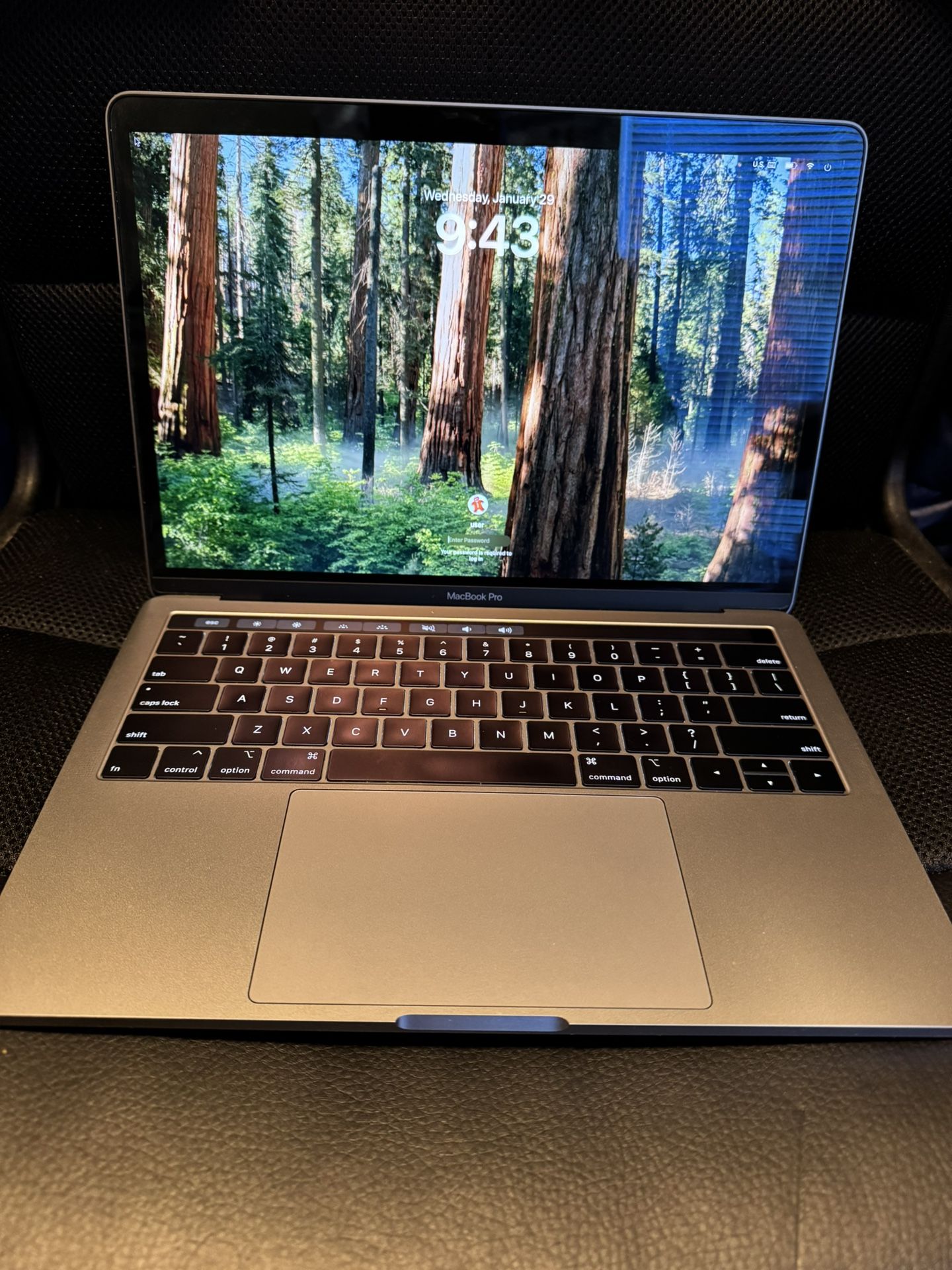 MacBook Pro 2019 (13-inch) w/touchbar