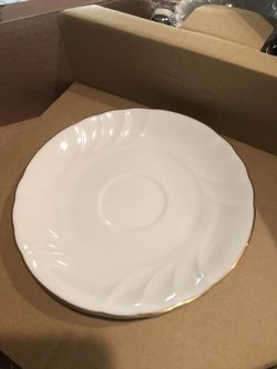 8 complete Fine China Setting