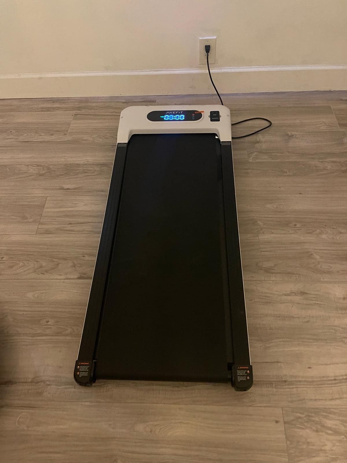Nee Treadmill 