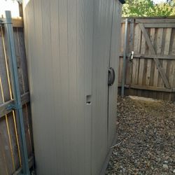 Outside Closed 