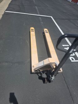 Pallet jack