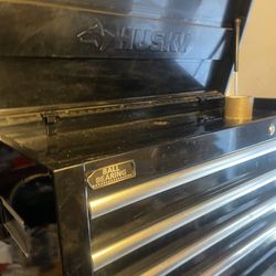 Husky 11 Drawer tool box