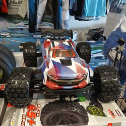 Arrma Kraton BLX 6s Brushless Electric speed truck March Madness special deal $550 plus tax cash only special deal original price $700