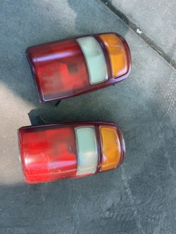 2000-06 Chevy Taillights 