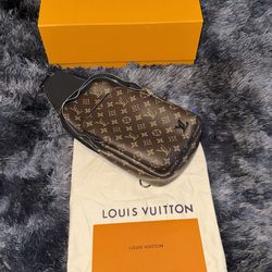 Authentic Louis Vuitton Avenue Brown Sling Crossbody bag