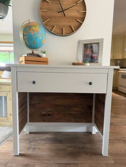 White Entryway Table/Desk