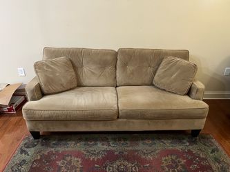 Havertys Sofa - Excellent Condition