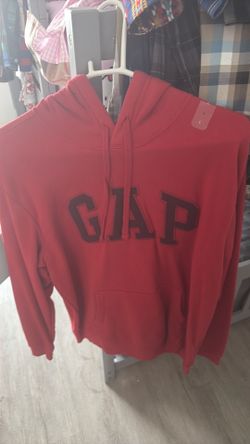 GAP sweater