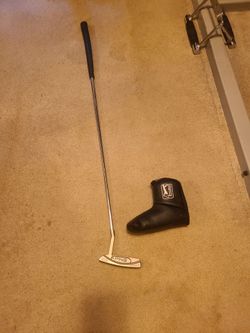 36" ping putter with cover like new