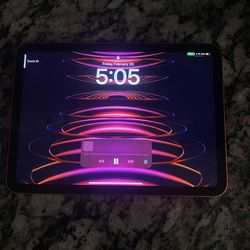 iPad 10th Gen With Bluetooth Keyboard