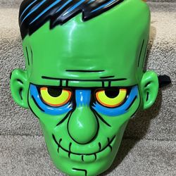 NEW VINTAGE MONSTER 9" x 11" PLASTIC BLACKLIGHT FRANKENSTEIN ADULT HALF MASK