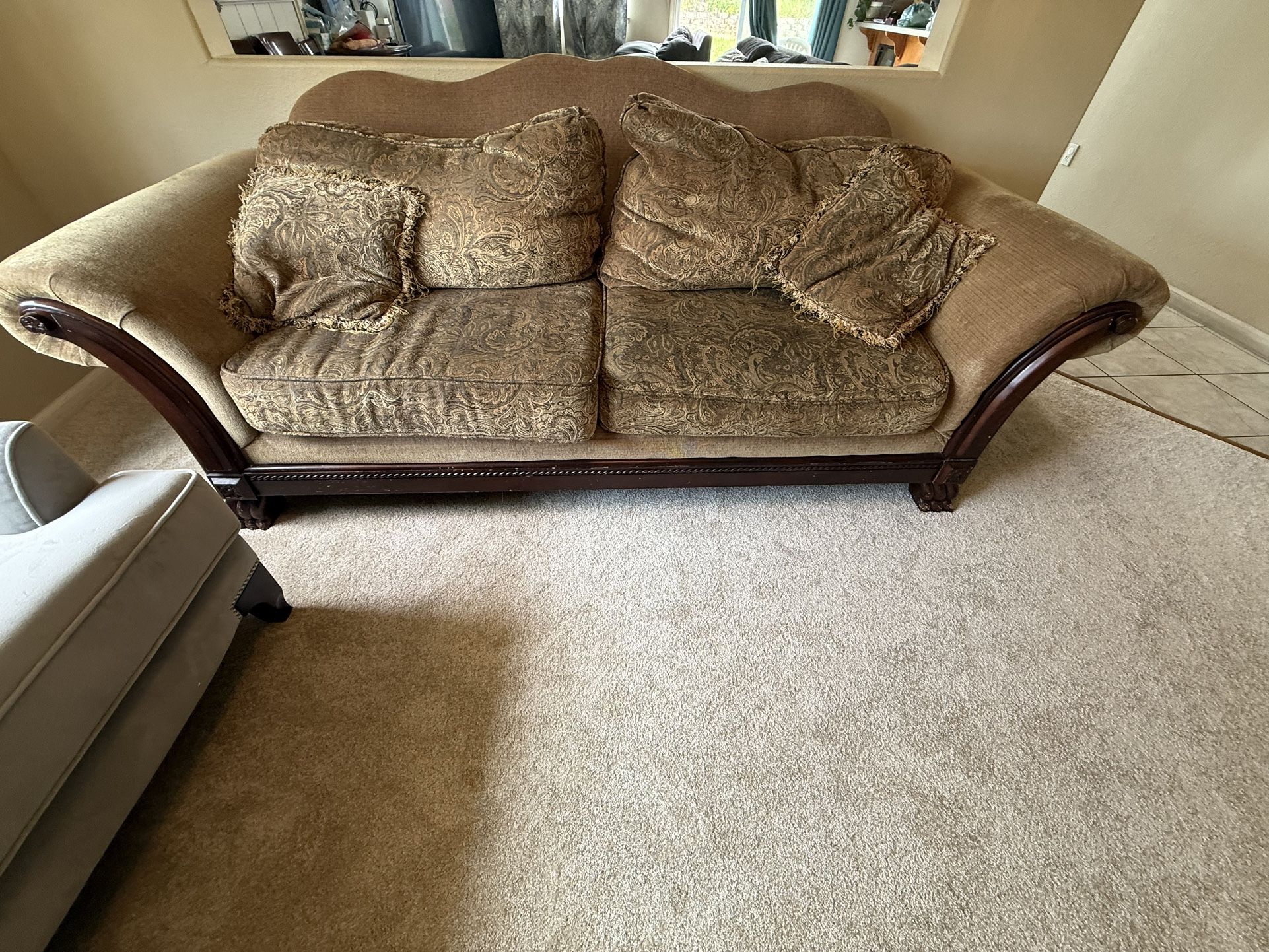 Couch Set (Sofa and Love-set)