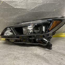 2018-2024 Nissan Leaf LEFT side headlight 