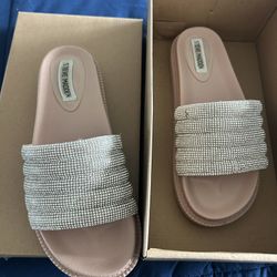 Steve Madden • Women's Nude/ Pink Rhinestones Slide Sandals • 8