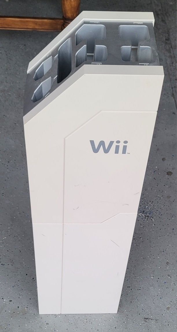 Nintendo Wii/Wii U Tower