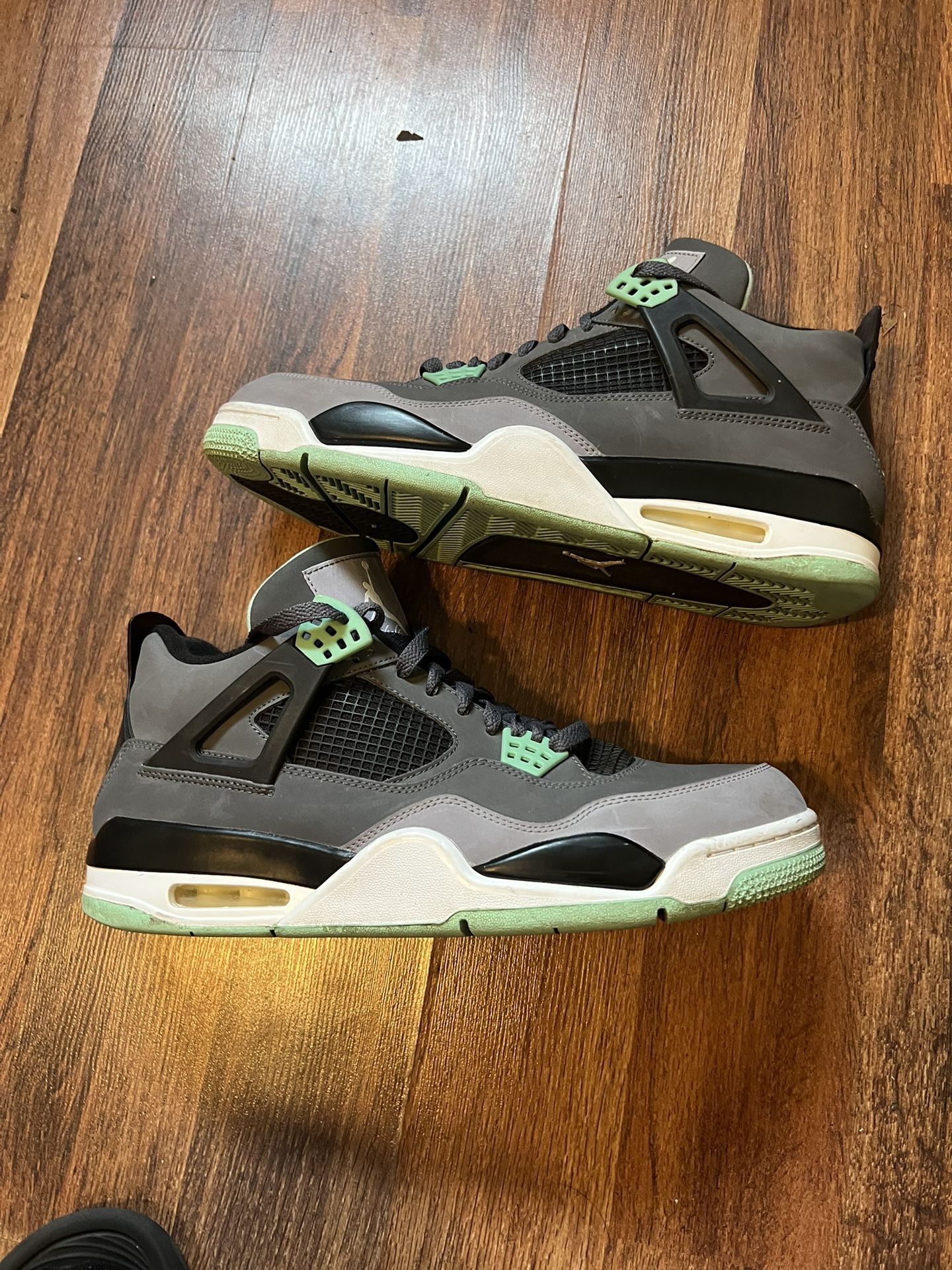 jordan 4 green glow