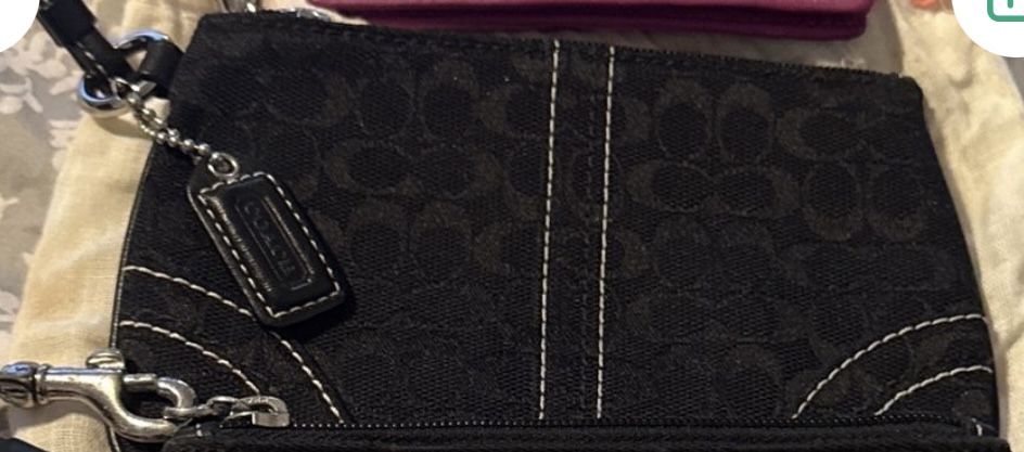 Coach wallet’s