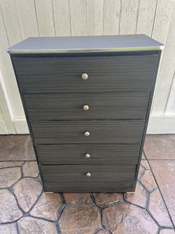 5 Drawer Dresser