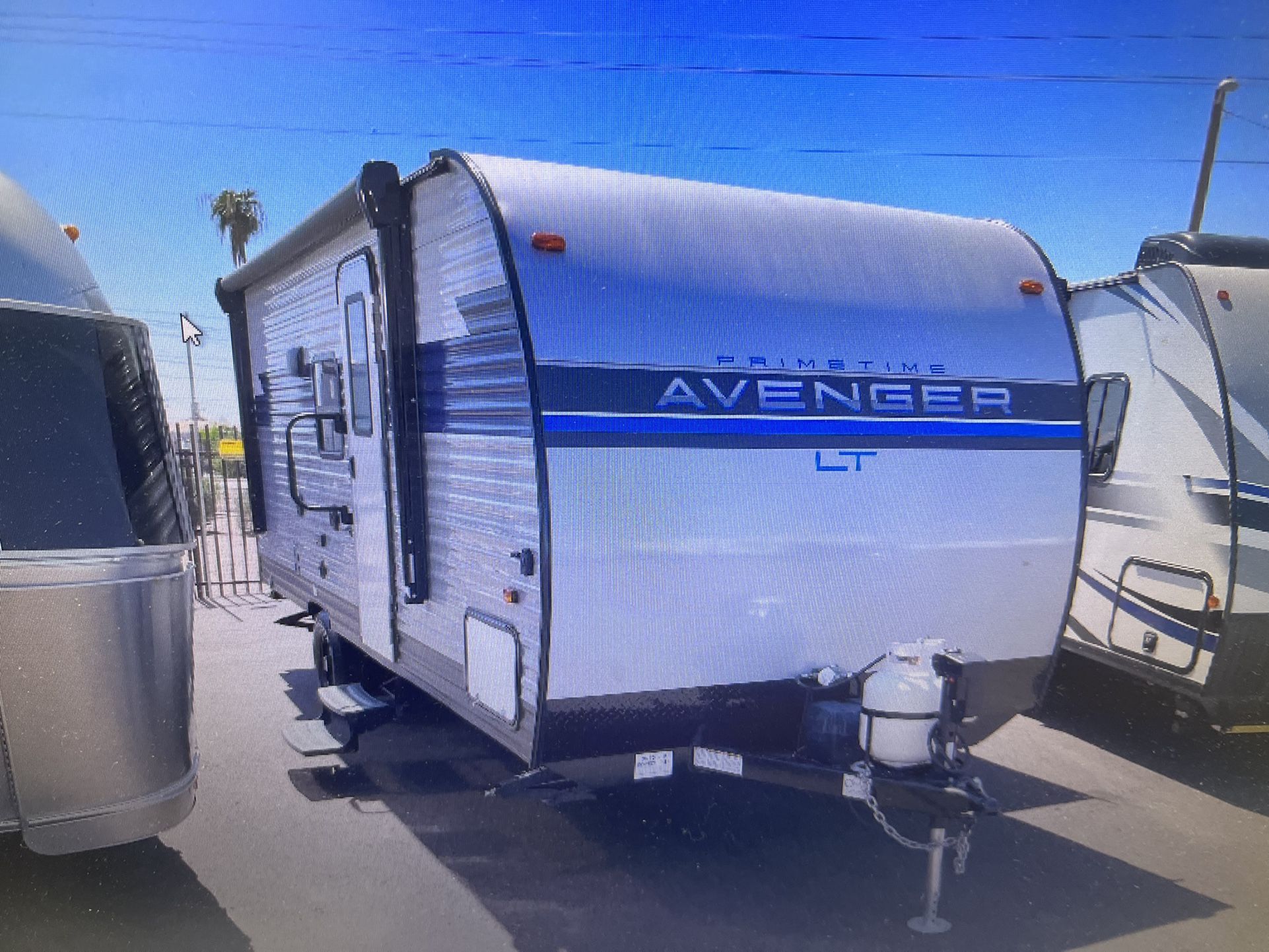 2022 AVENGER 17Ft (17BHS) Bunkhouse 