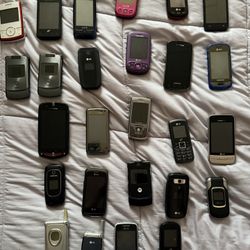 Lot of cell Phones