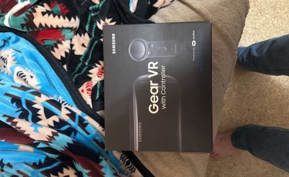 Samsung gear VR with controller