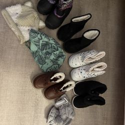 Toddler Shoes/ Hats 