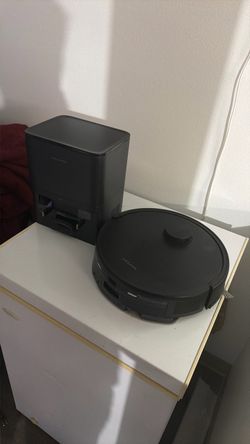 Dreame roomba vacuum