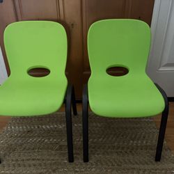 Kids Lifetime Chairs In Bright Green (2)