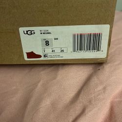 Men’s UGGs Boots Size 8 US 