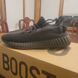 New Yeezy Boost 350 V2