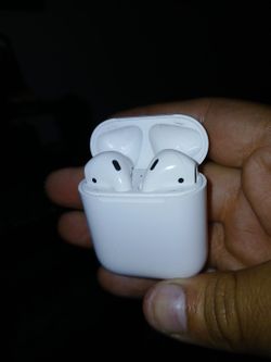 Apple airpod either 1st or 2nd Gen