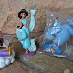 Disney Aladdin & Abu Riding on Magic Carpet Car, Genie, Jasmine Applause 3.5"
