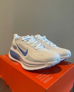 Nike Vomero 18 size 6.5