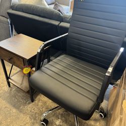 Desk Chair New 