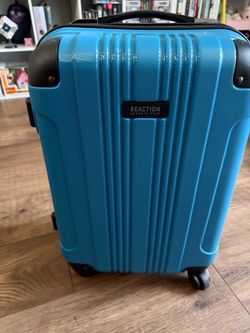 Kenneth Cole Carry On Suitcase