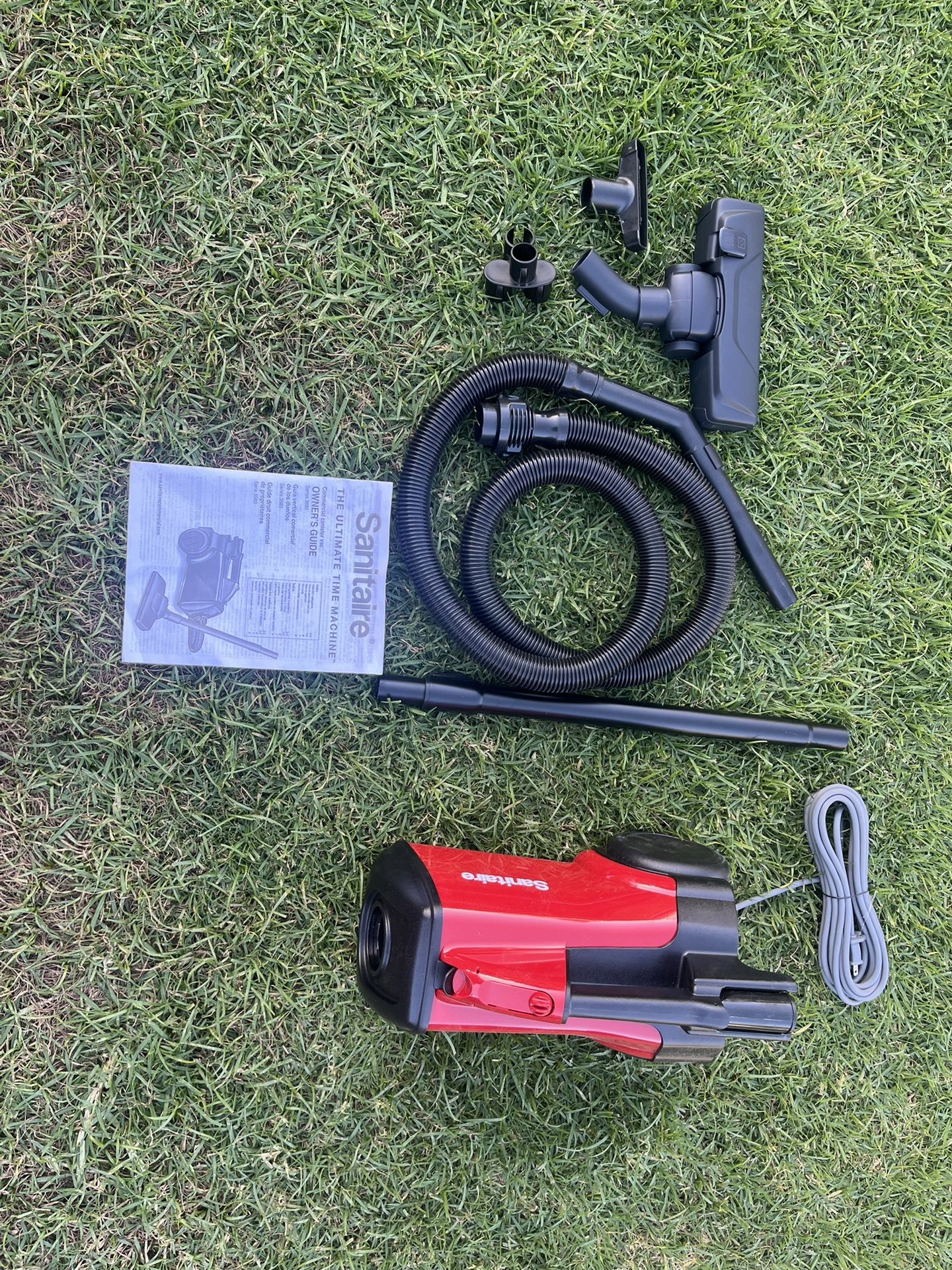 Compact Canister Vacuum