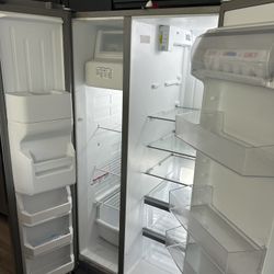 Brand New Whirlpool Fridge 