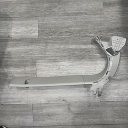 2017 - 2023 CHRYSLER PACIFICA LEFT SIDE QUARTER TRIM OEM 5SB95PD2AG GRAY_ELG2