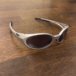 Authentic Brand New Oakley Eye Jacket