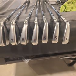 Ping i530 Irons Black Dot - Full set - Brand New