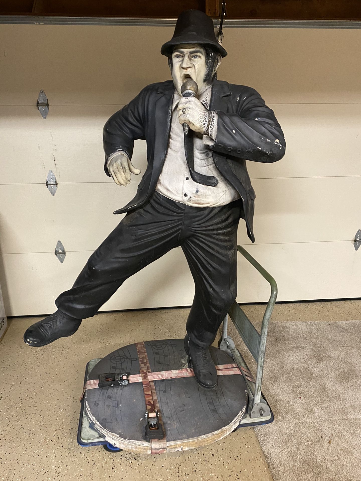 Blues brothers movie statues for Sale in Alta Loma, CA OfferUp